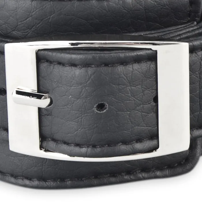 Lux Fetish Anal Lux Fetish Leatherette Cuffs With Lock Chain Black Silver
