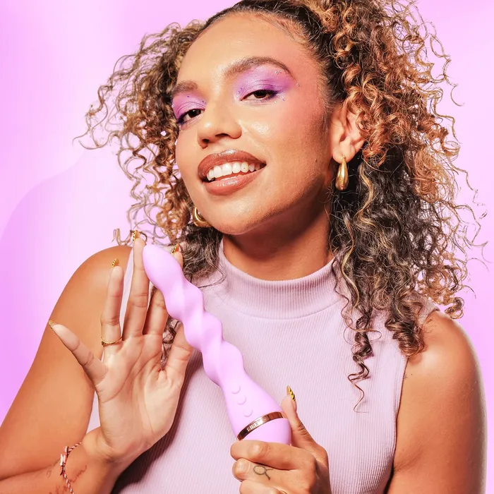 Female Sex Toys VUSH Siren Purple Rechargeable Twist Vibrator with Gyrating Tip Female Sex Toys VUSH Siren Purple Rechargeable Twist Vibrator with Gyrating Tip