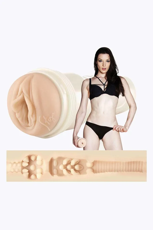 Fleshlight Vibrators STOYA Vulva Masturbador